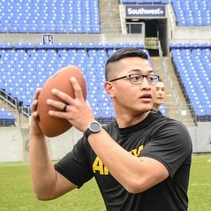 Meet your Posher, Tomas